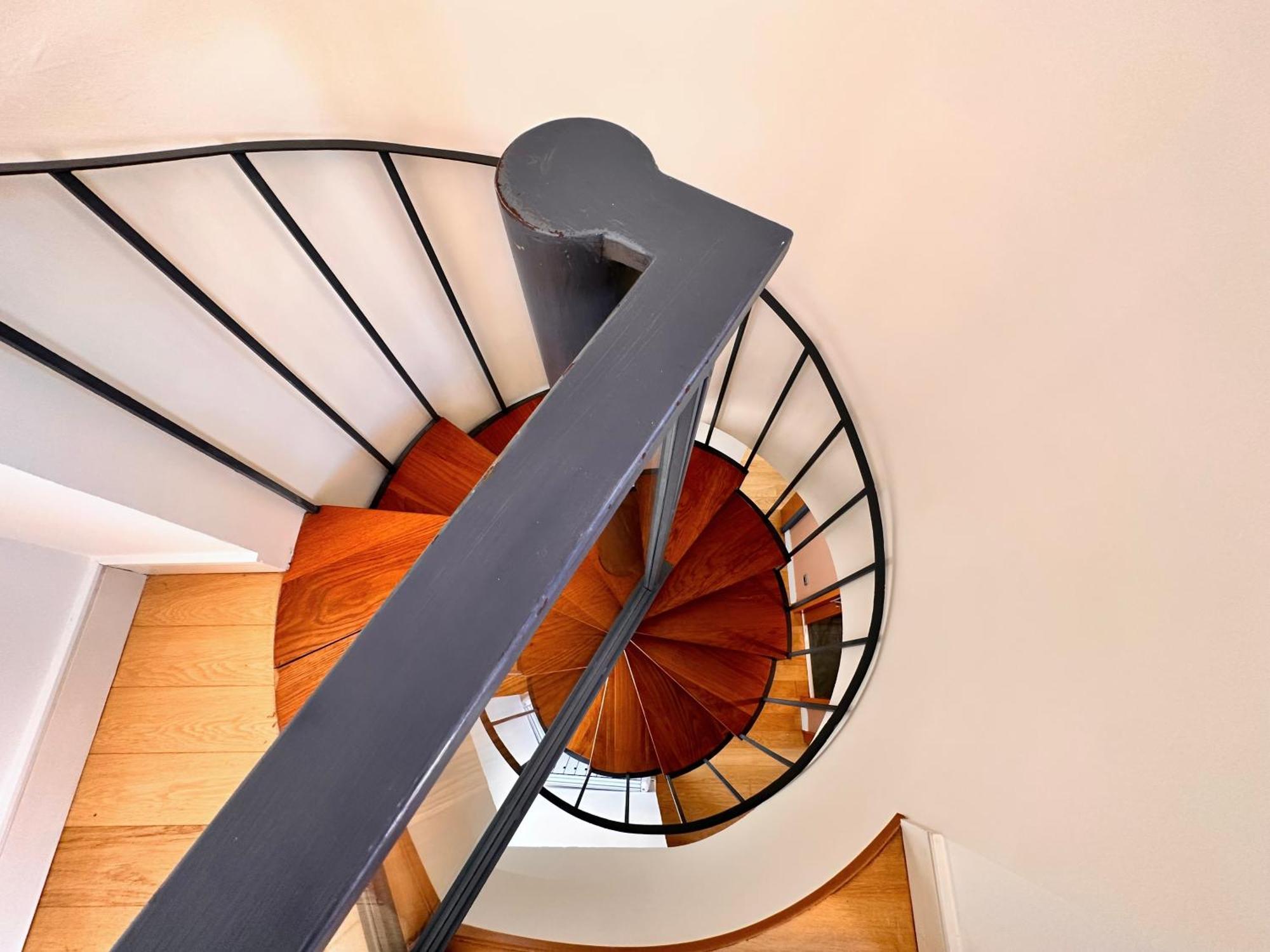 Penthouse Near Cathedral Private Rooftop Private Parking — Photos 3